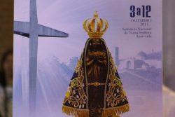 Livro da Novena da Padroeira 2015 tem tiragem recorde novena_e_festa_da_padroeira_2015_01