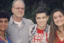 Semana Nacional da Família: Dificuldades e alegrias da formação humana familia_hora_da_familia_2015