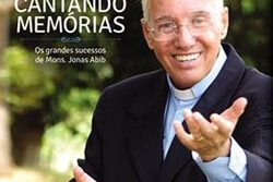 padre_jonas_cantando_memorias