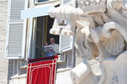 Ascensão do Senhor, continuação da missão por parte da Igreja Papa: Ascensão do Senhor, continuação da missão por parte da Igreja