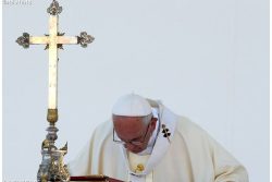 Papa: missão do cristão: poder de intercessão e anúncio Papa: missão do cristão: poder de intercessão e anúncio