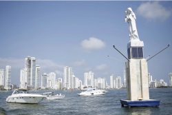 Cartagena: depois de restaurada, estátua da Virgem do Carmo espera bênção do Papa Cartagena: depois de restaurada, estátua da Virgem do Carmo espera bênção do Papa
