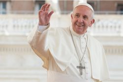 Papa aos acadêmicos: diálogo favorece encontro entre culturas