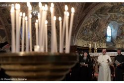 Papa pede participação dos fiéis no "Um minuto pela paz"