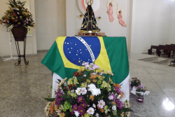 nossa-senhora-aparecida--imagens