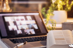 mes-da-biblia-on-line