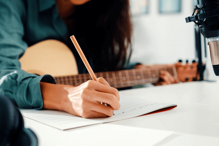 Edital letra Hino 2023